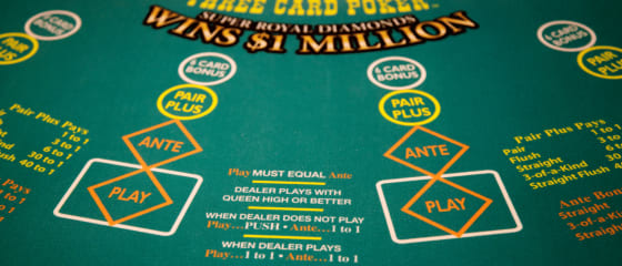 Expliqué : Comment jouer au poker à trois cartes en ligne